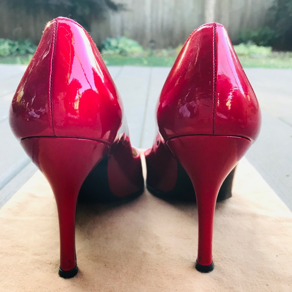 Stuart Weitzman - Picture 3 of 6